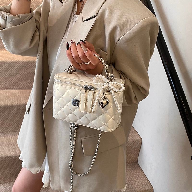 Tas Rantai Quilted Gaya Chanel Kecil Fashion Wanita Tas Persegi Kecil Baru Tas Bahu Sederhana Crossb