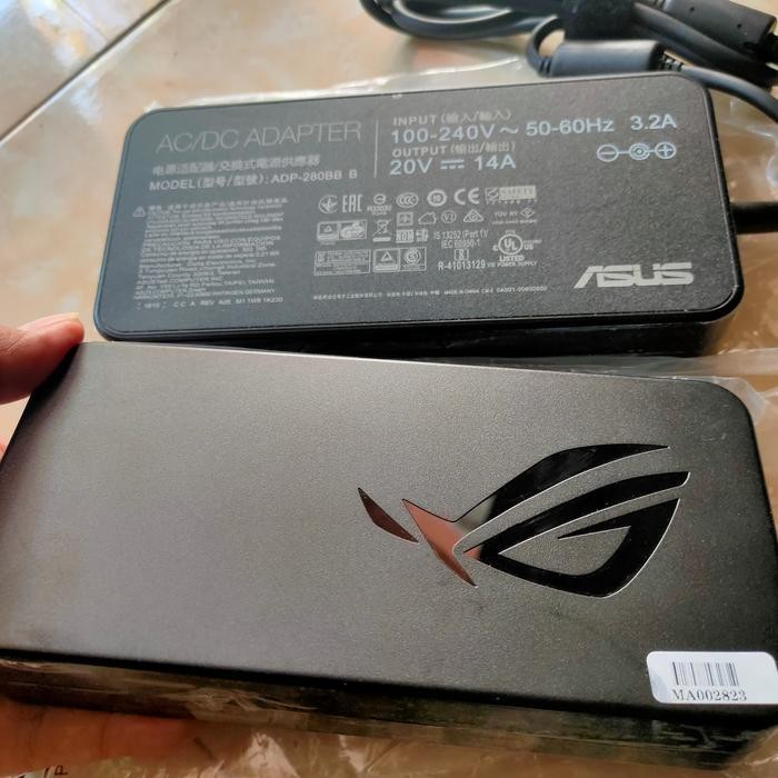 adaptor charger Asus Rog Zephyrus S15 Gx502 GX551 S17 GX703 20V 14A