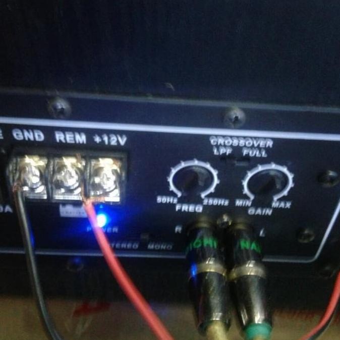 Speaker Subwoofer 12 Mobil Carman Aktif 12"In