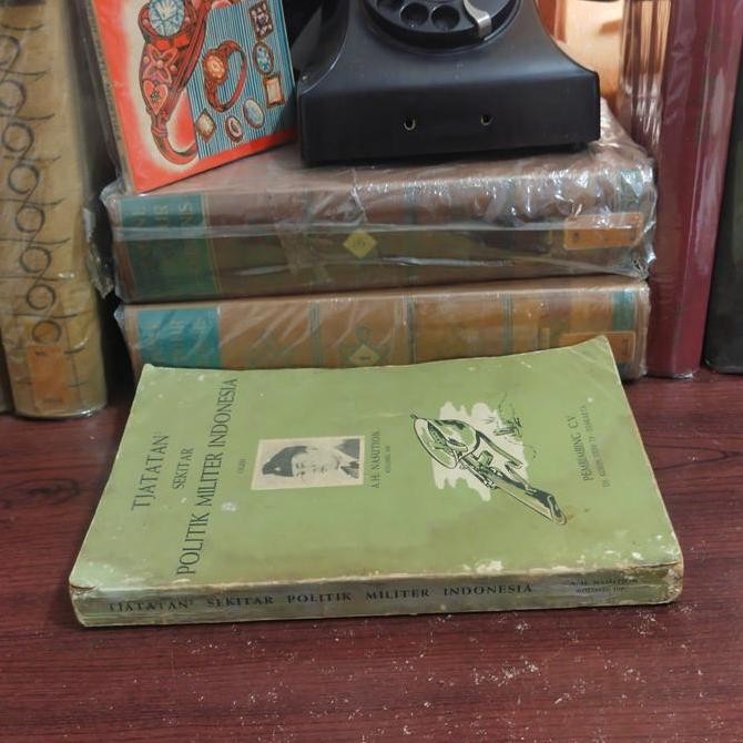 tjatatan2 sekitar politik militer Indonesia Original