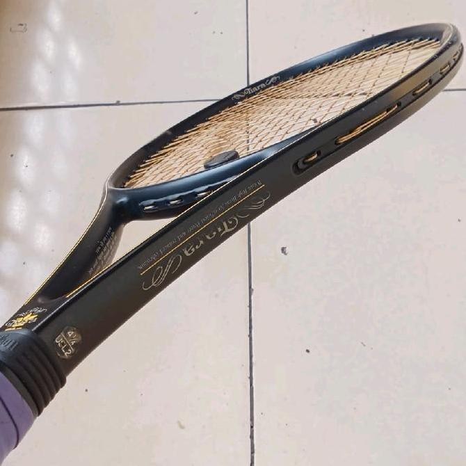 raket tenis Wilson ori