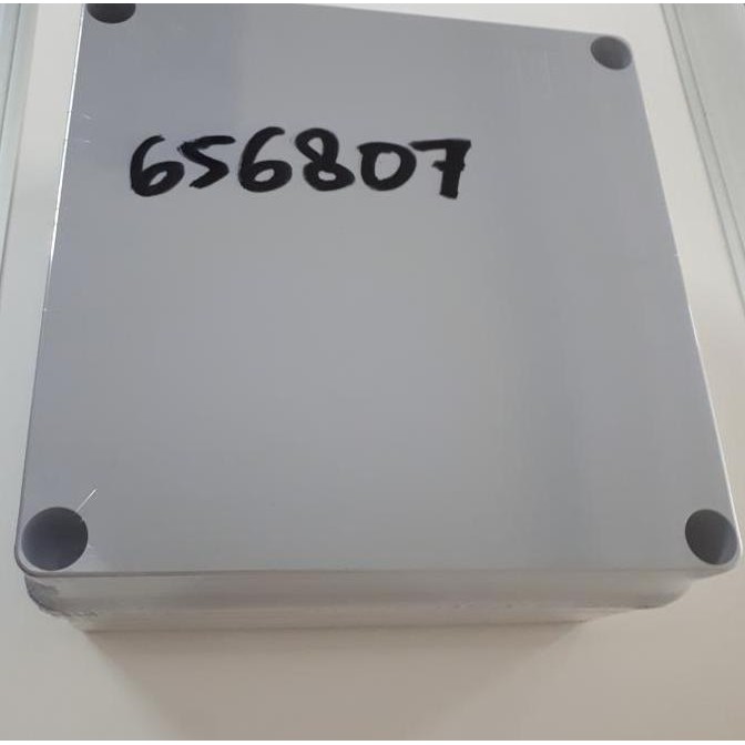 JUNCTION BOX LEGRAND 656807 BOX LISTRIK 215 x 215 x 110 BOX OUTDOOR