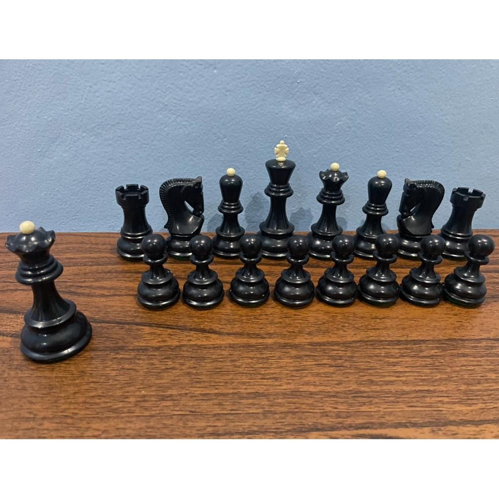 Buah Catur Plastik Tipe Zagreb - Catur Plastik Impor