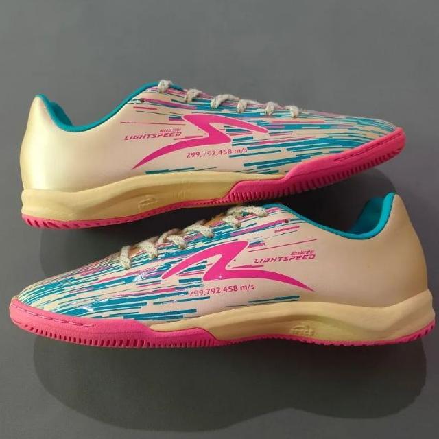 TERBARU SEPATU FUTSAL SPECS ALPHA PRO IN GARUDA OLAHRAGA PRIA