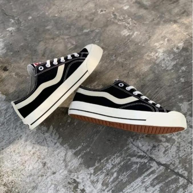 Goodshoes- Besar Sepatu Ventela Public / Ventela Public Low Hh Black Natural Ventela Pria Nita Casua