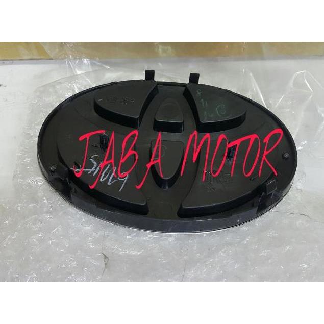 Promo Logo grill Yaris-Logo depan toyota yaris original Diskon