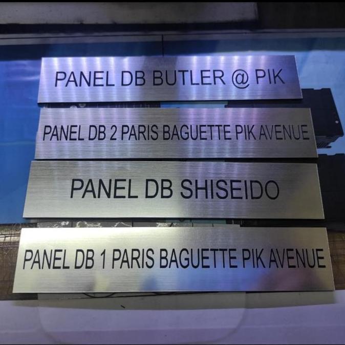 Promo NAMEPLATE PANEL LISTRIK silver warna aluminium stainless laser EKSPRES Diskon