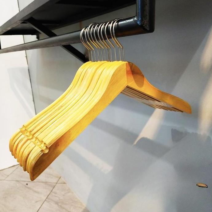 Onewash- Hanger Kayu Desa (Wood) Rna Natural 1 Lusin / Gantungan Baju Butik Distro / Hanger (12 Pcs)