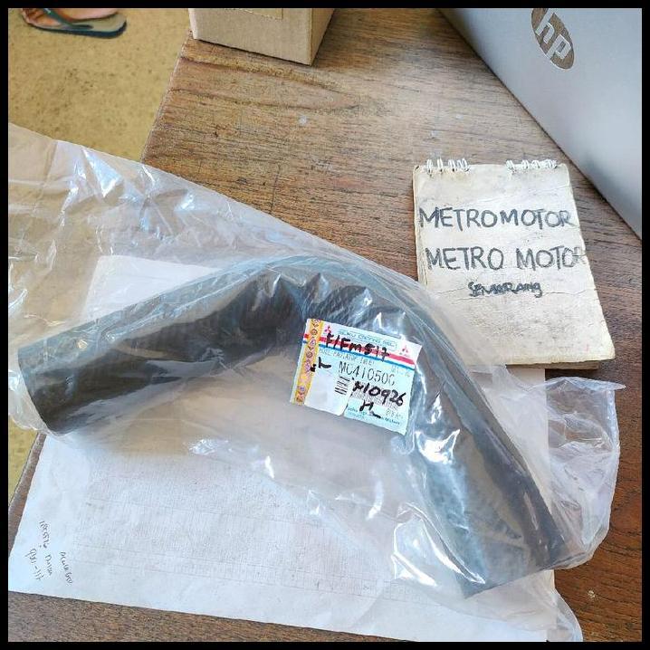 TERLARIS SELANG RADIATOR ATAS FUSO FM 517 FM517 MC410500 