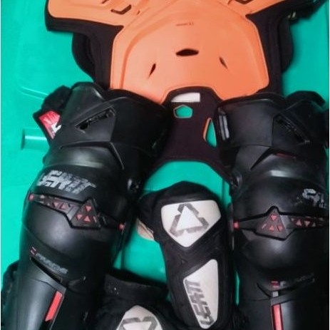 sepaket body protector leatt untuk anak trail downhil