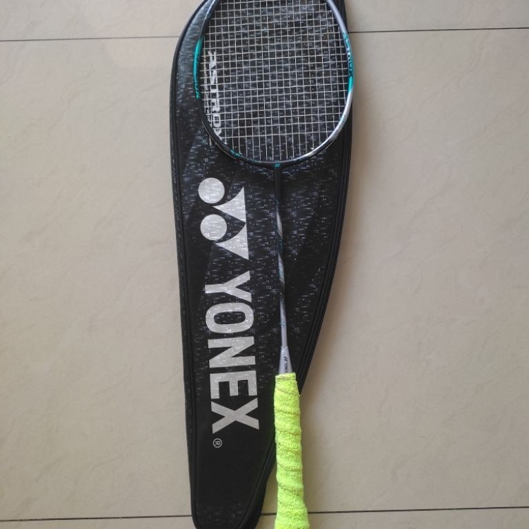 Raket Yonex [bekas] Astrox 88D Pro gen 3 mulus like new 4UG6