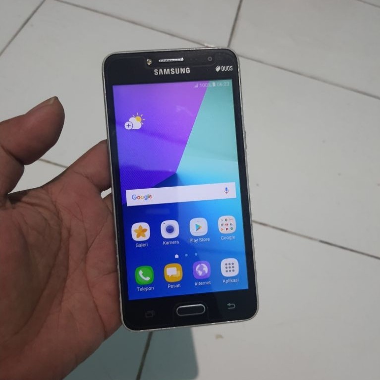 Hp seken Samsung J2 prime normal layak pakai