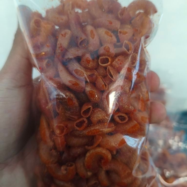 Makaroni Pedas Gurih Snack De'Facto