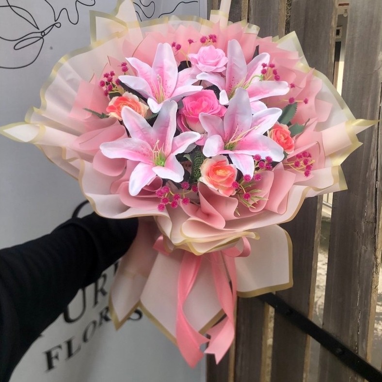 Lily Artificial Flower Round Bouquet