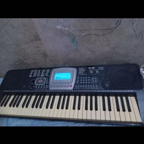 keyboard Techno masih bagus