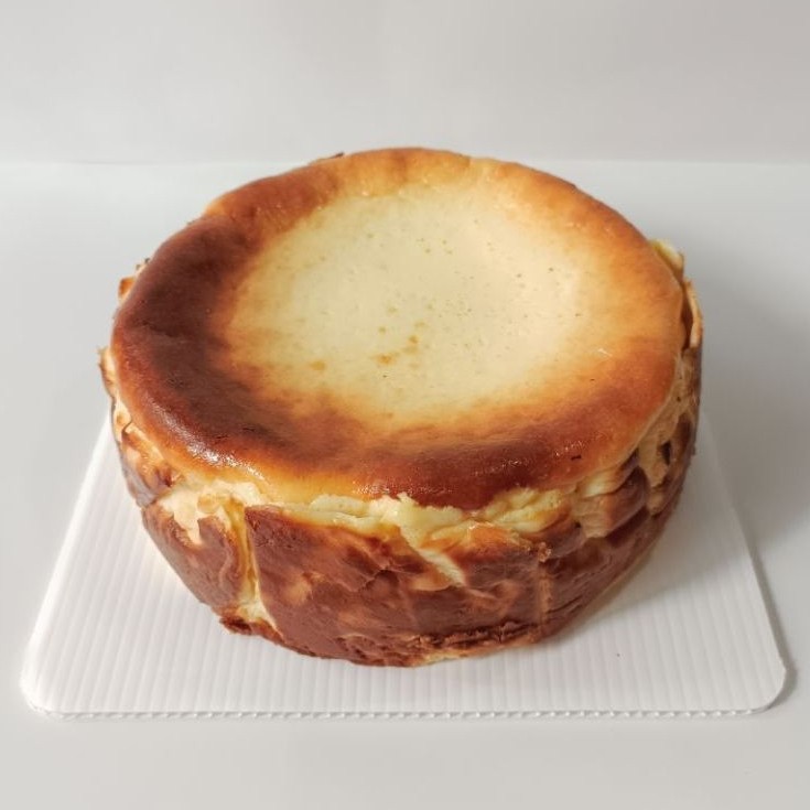 BURNT CHEESECAKE | BURNT CHEESECAKE PREMIUM SURABAYA | HAZELPUFF