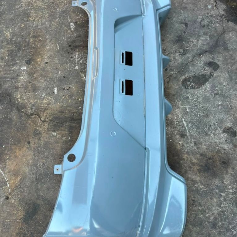 Bumper Datsun Go Belakang