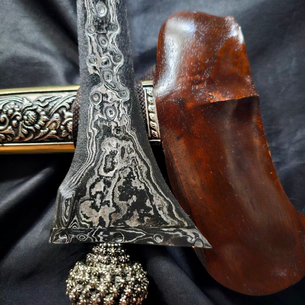 Keris Brojol IX Rojo Gundolo Pamor Udan Mas