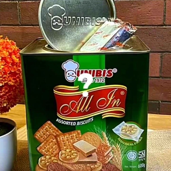 unibis kaleng biskuit 600gr