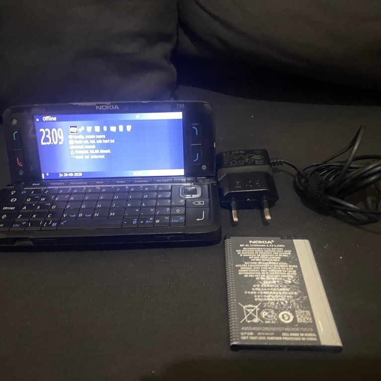 Hp Nokia E90 Communicator Ajibbb