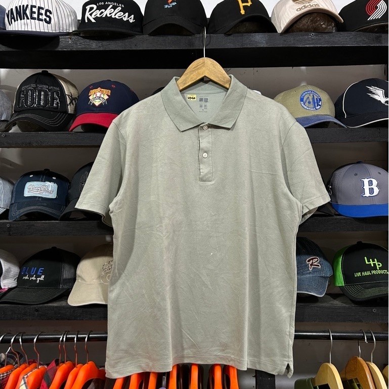 uniqlo airism polo shirt