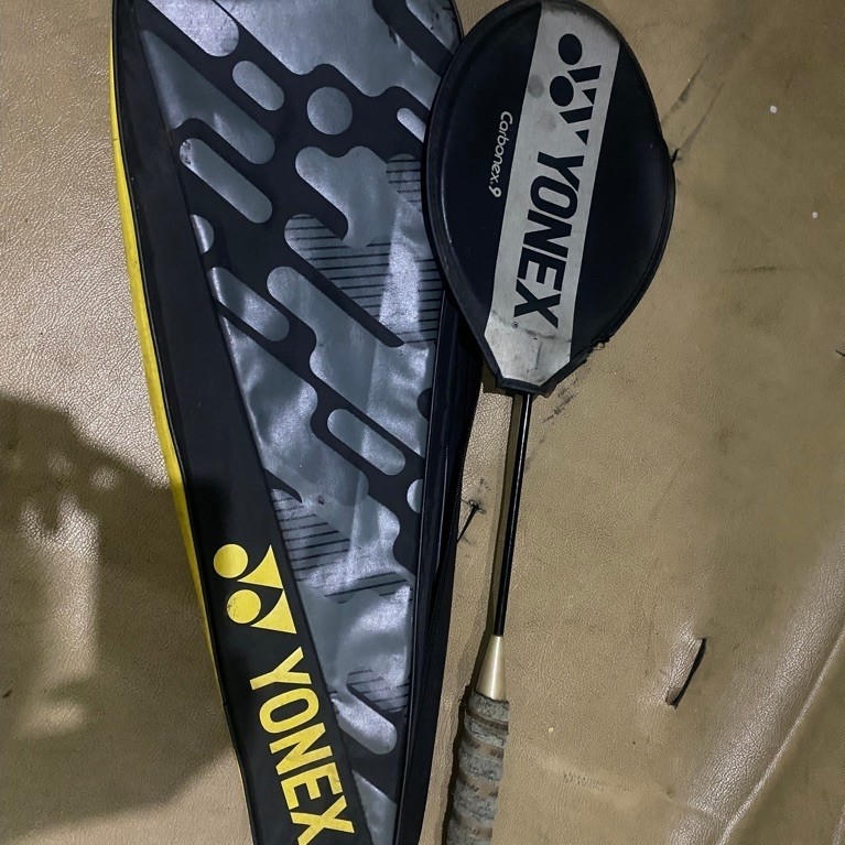 Raket Yonex Carbonex9