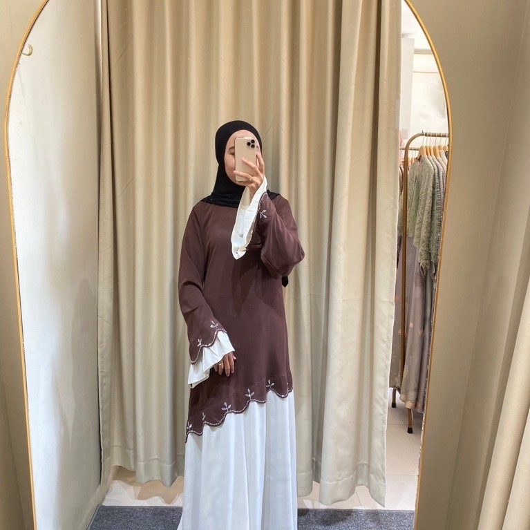 Layali Abaya