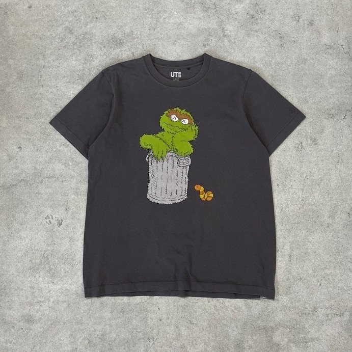 UNIQLO x KAWS SECOND