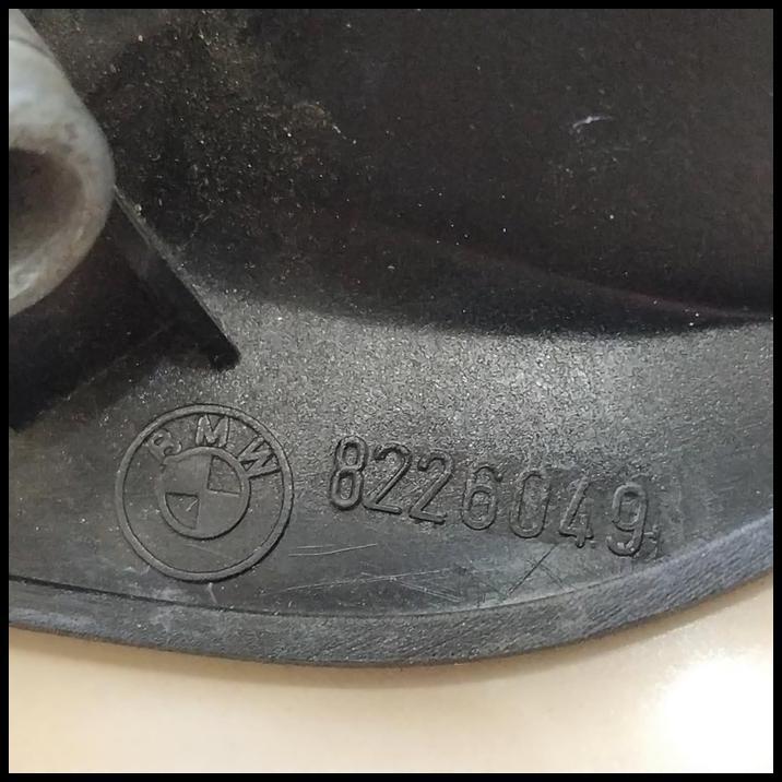 TERLARIS ORIGINAL BMW E38 E39 DOOR HANDLE PINTU KIRI 8226049