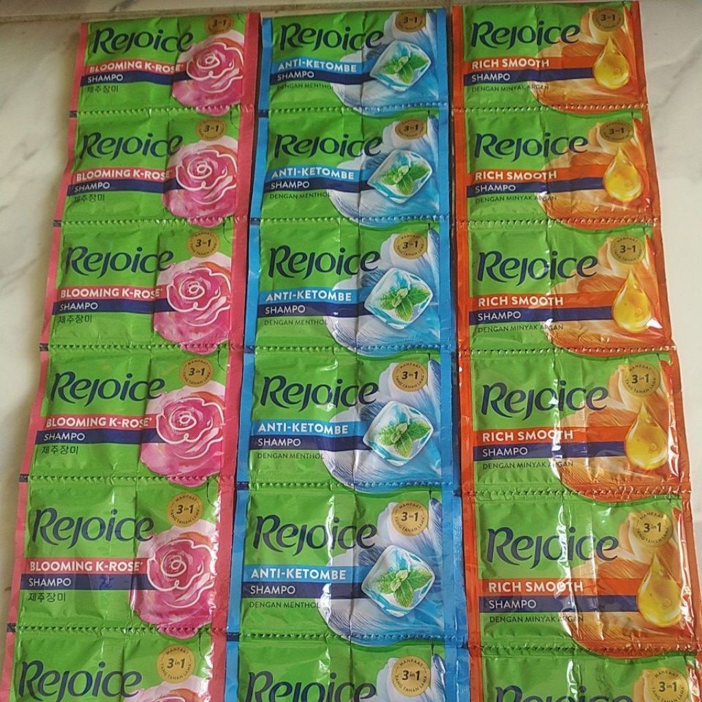 12 Sachet Shampoo Rejoice Sachet 10ml, Anti Kusut & Lembut
