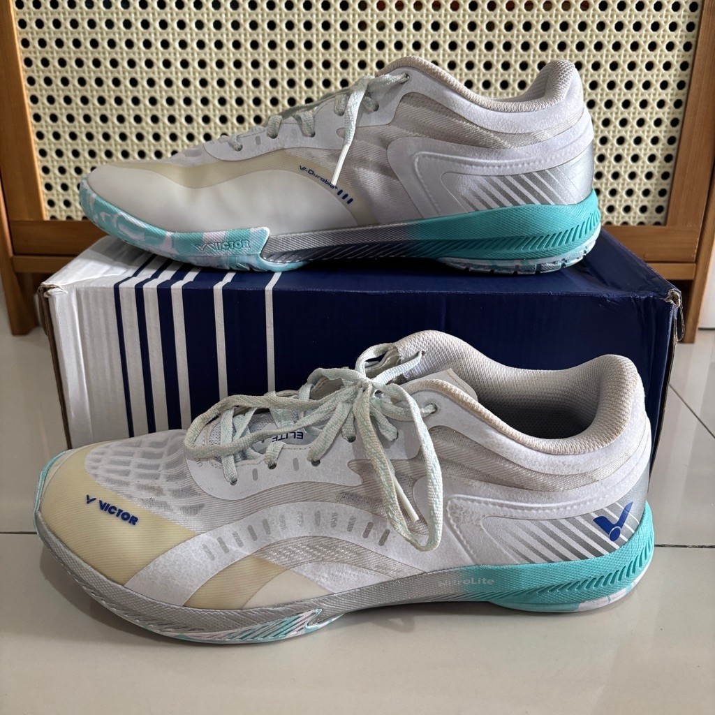 Sepatu Sport Badminton Shoes Victor S99 Elite Olahraga Bulu Tangkis Preloved Second Original 100%