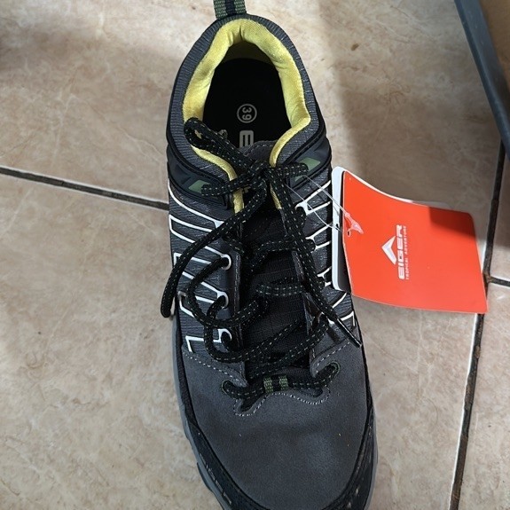 Sepatu Tiger Claw Shoes