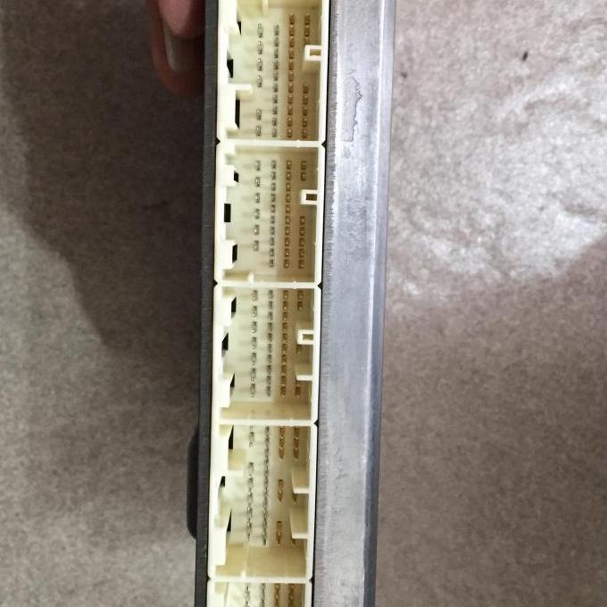 89661-F0410 ECU innova inova reborn diesel