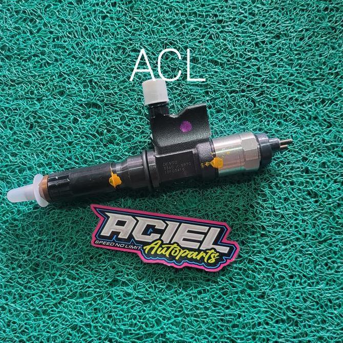 Injector injektor isuzu nmr 81 nmr81 asli