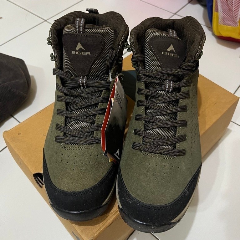 NEW EIGER WAGLERI MID SHOES
