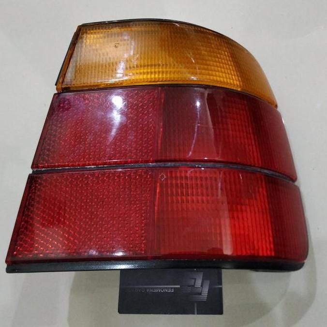 ORIGINAL BMW E34 LAMPU BELAKANG STOP LAMP KANAN SEIN KUNING MURAH