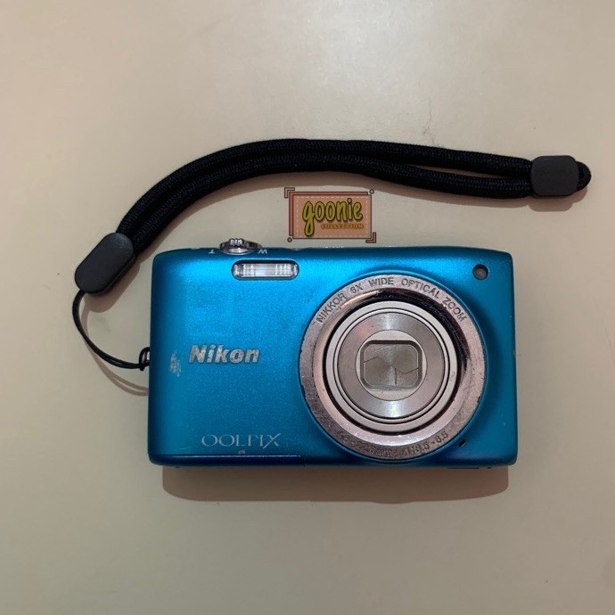 Kamera Digital Nikon coolpix S2700
