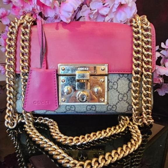 Gucci padlock merah