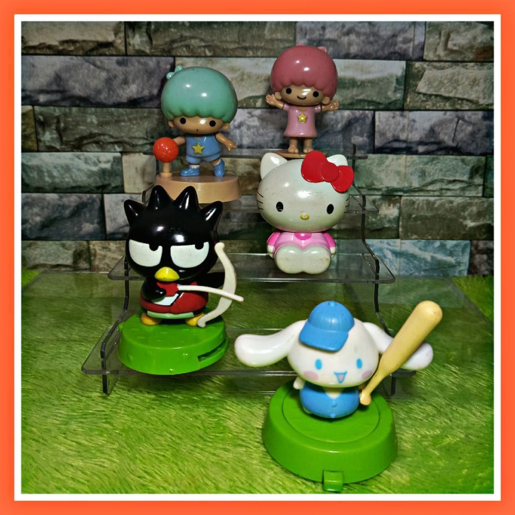 Mainan Karakter Hello Kitty 1 Set Brand Sanrio Original / Hobi & Koleksi / Action Figure <- [Prelove