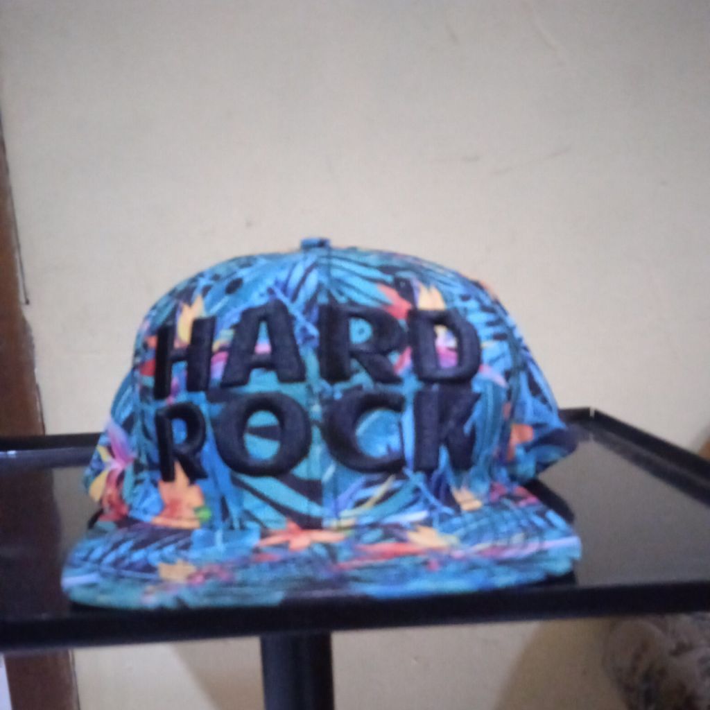 TOPI HARD ROCK CAFE