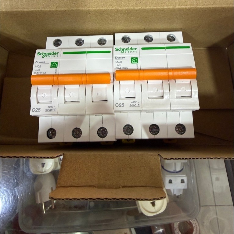 Schneider MCB 3 Phase 25A Original