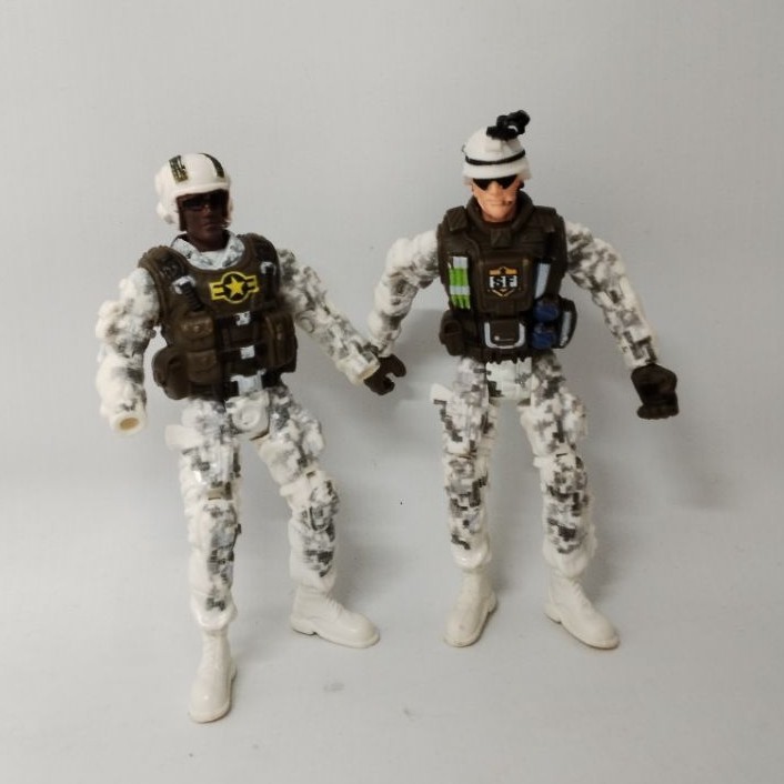figure tentara dari seri Soldier Force