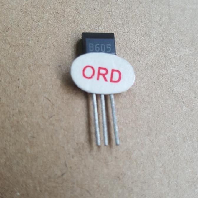 SB605 IC / TRANSISTOR AUM79