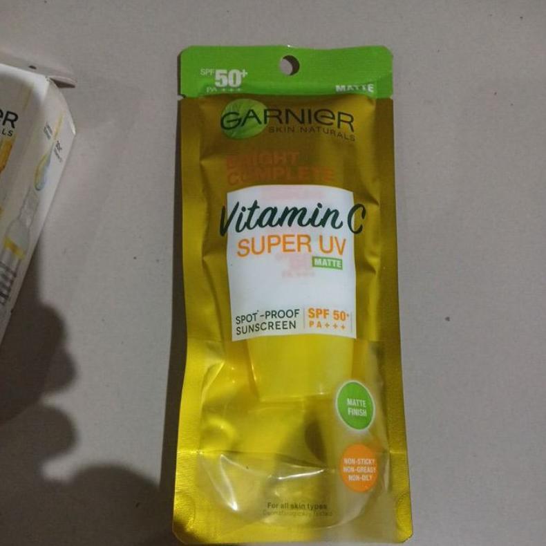 Bestgood- [15ml/30 ml] Garnier Sunscreen Light / Bright Complete Vitamin C Super UV Matte Finish / N