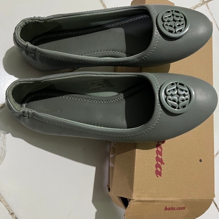 Flat Shoes Bata