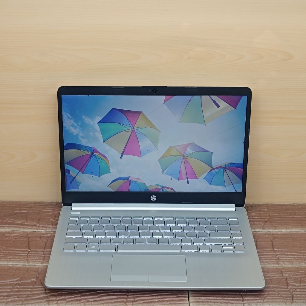 Laptop HP 14s dk0073AU AMD A4-9125 RAM 4GB SSD 256GB BACKLIT