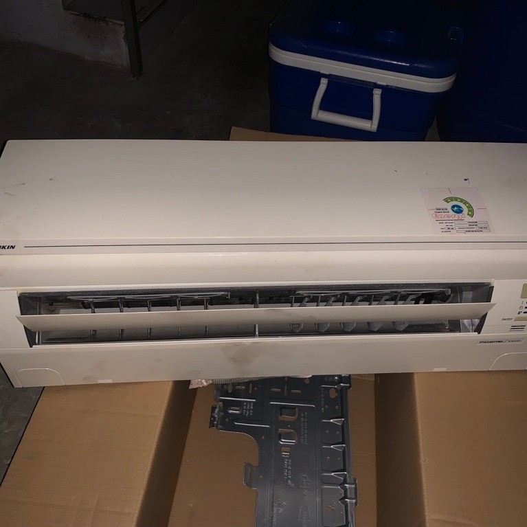 AC Daikin Inverter 1.5PK FTKC35TVM4
