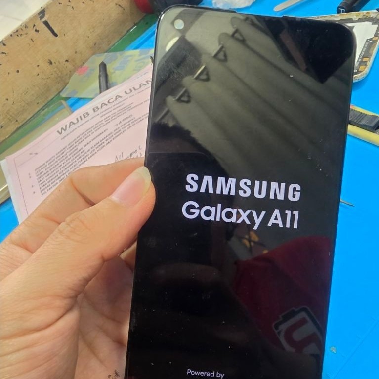 lcd original cabutan samsung a115 a11 2020 minus