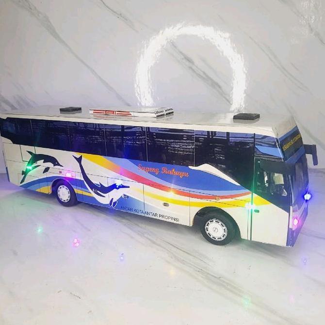 Miniatur Bus Sugeng Rahayu