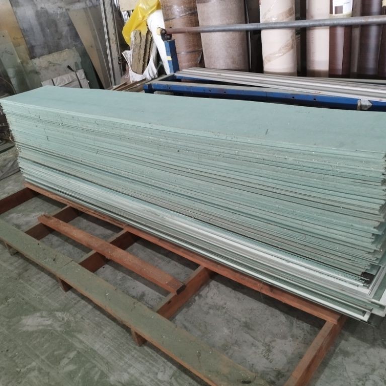 HMR Hijau 3mm 380 mm x 2440 mm